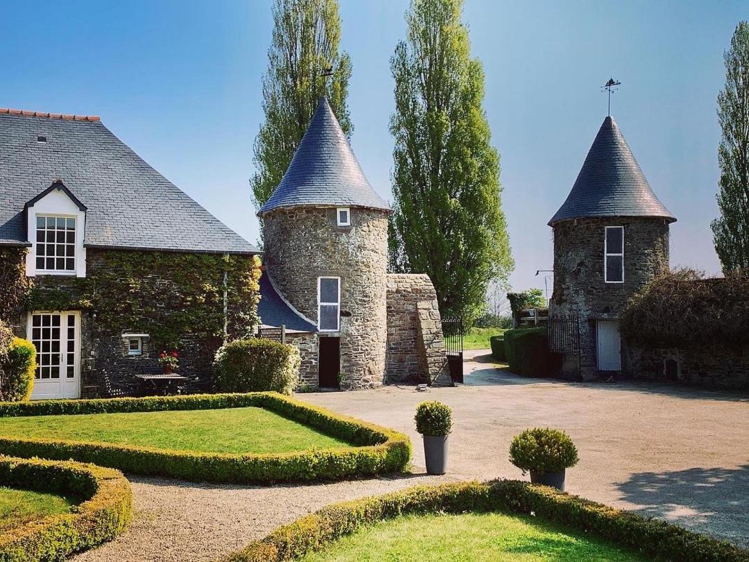 Manoir De La Begaudiere Mont-Dol Exterior photo